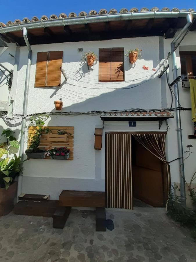 Hervas Y Vuelves Exterior photo